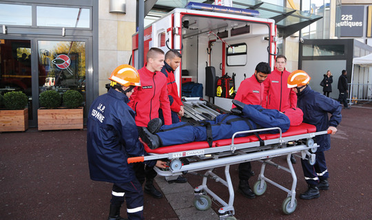 Entraînement des jeunes sapeurs pompiers de l'Essonne