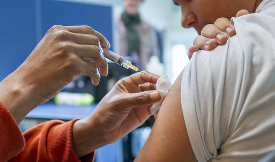 Vaccination contre le HPV au collège Blaise Pascal de Villemoisson-sur-Orge.