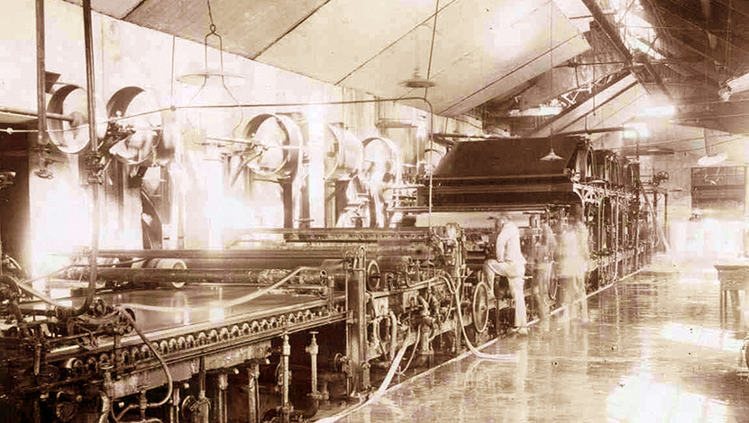 Du papier, du papier ! La machine à fabriquer le papier en continu à Ballancourt-sur-Essonne, 1899. - Arch. dép. Essonne, 4T/7.